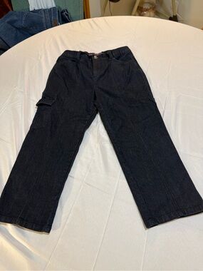 Gloria Vanderbilt Black Cargo Shorts with Utility Pocket